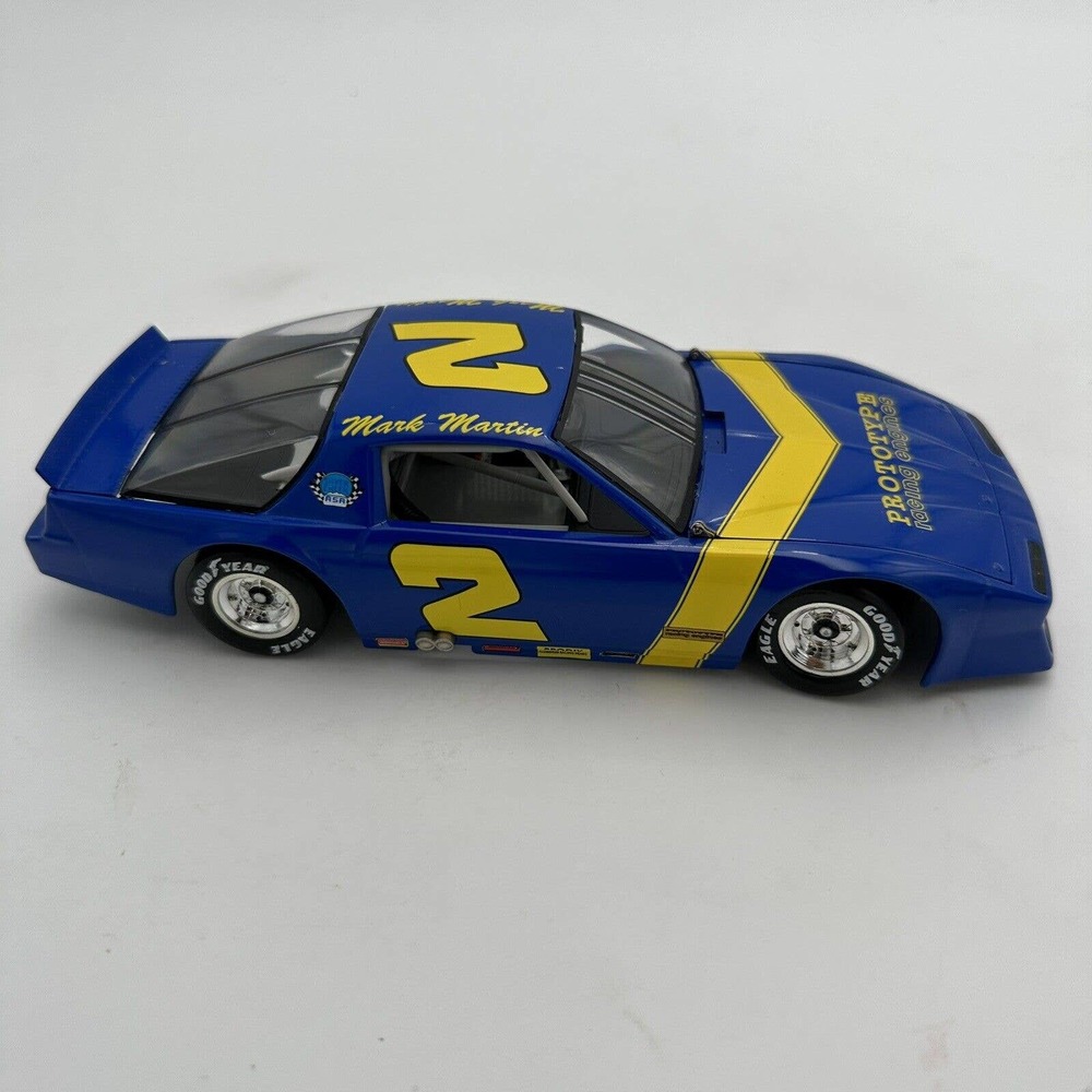 Action Mark Martin #2 Prototype Racing Engines 1979 Camaro Xtreme 1:24 Diecast